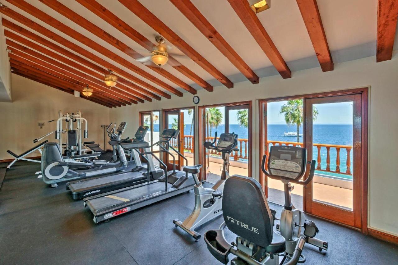 Gorgeous Oceanfront Villa With Panoramic Views Avalon Extérieur photo