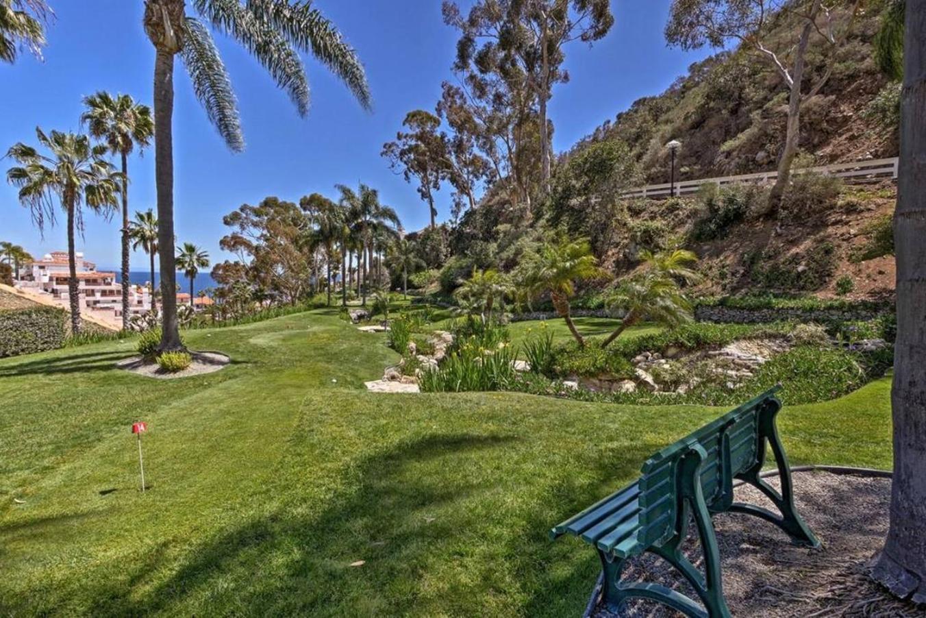 Gorgeous Oceanfront Villa With Panoramic Views Avalon Extérieur photo