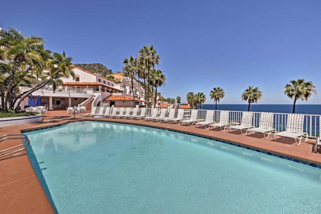 Gorgeous Oceanfront Villa With Panoramic Views Avalon Extérieur photo