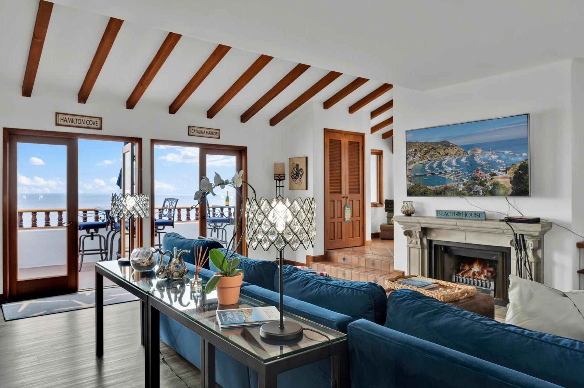 Gorgeous Oceanfront Villa With Panoramic Views Avalon Extérieur photo